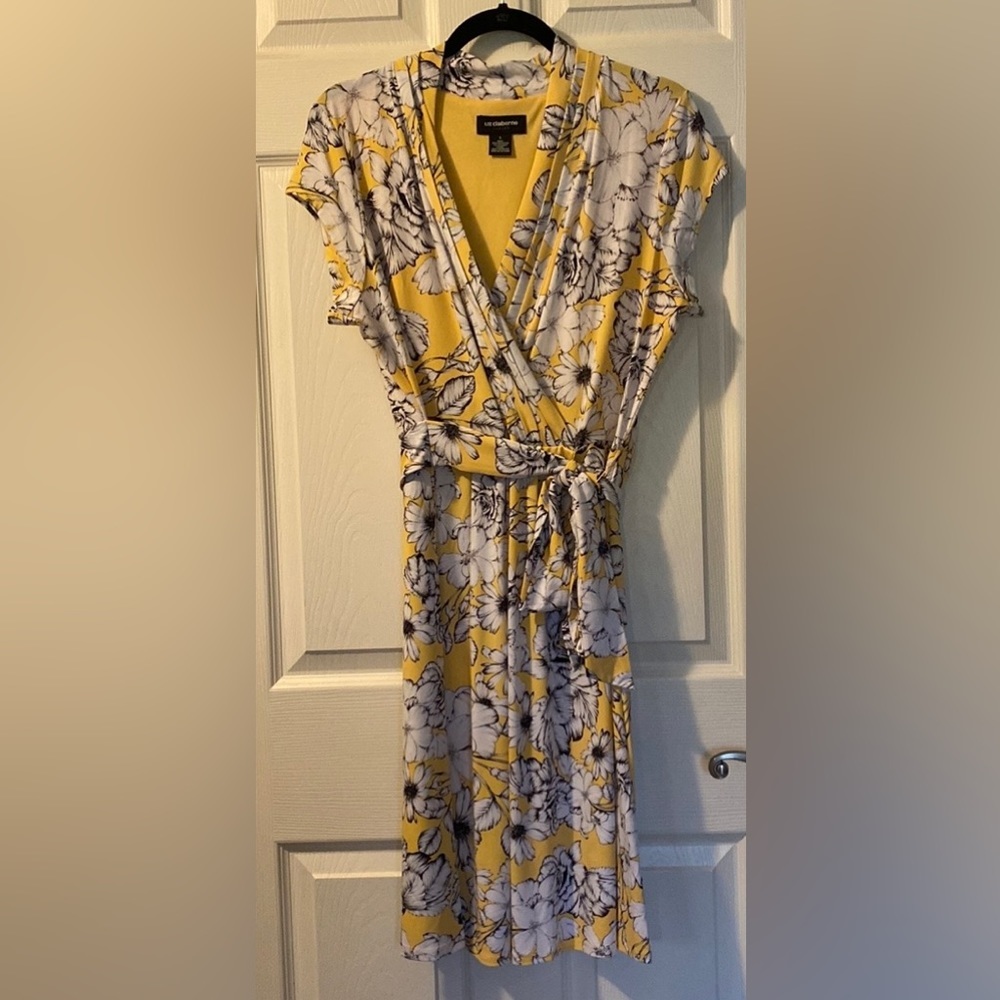 Yellow Floral Liz Claiborne Dress - Picture 2 of 6